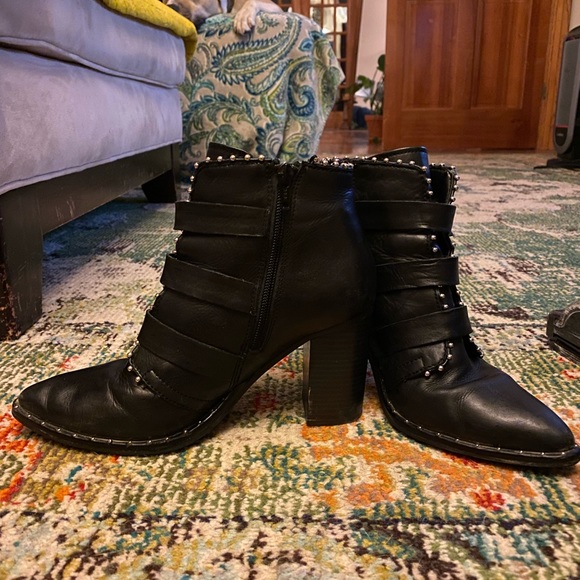 Black buckle booties - Picture 3 of 4